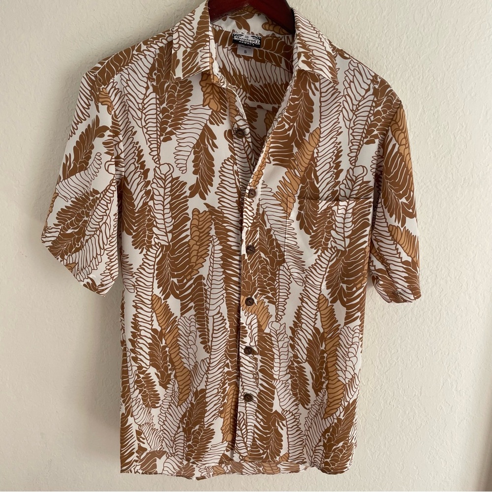 Manuhealii Brown and White Leaf Print Men's Shirt
